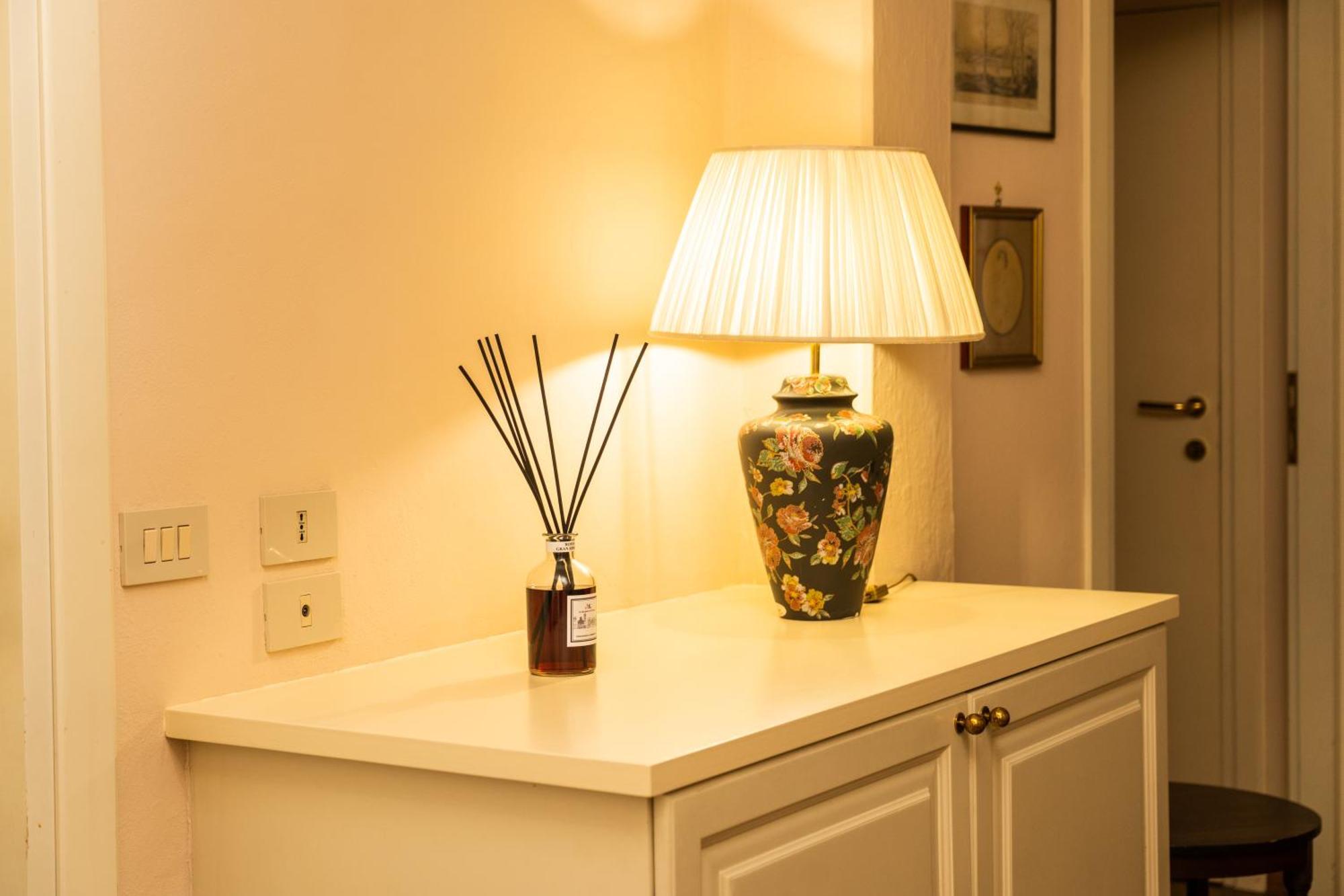 Il Gallo - Charming Apartment In Lucca Heart Bagian luar foto