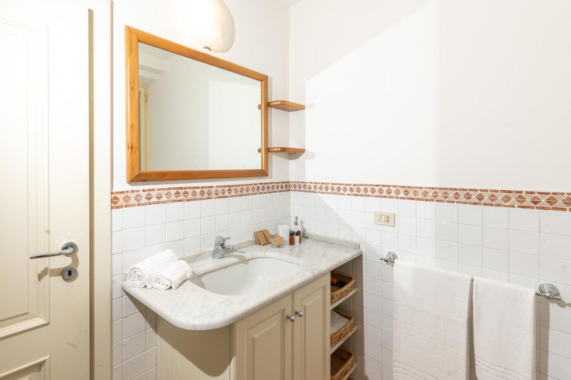 Il Gallo - Charming Apartment In Lucca Heart Bagian luar foto